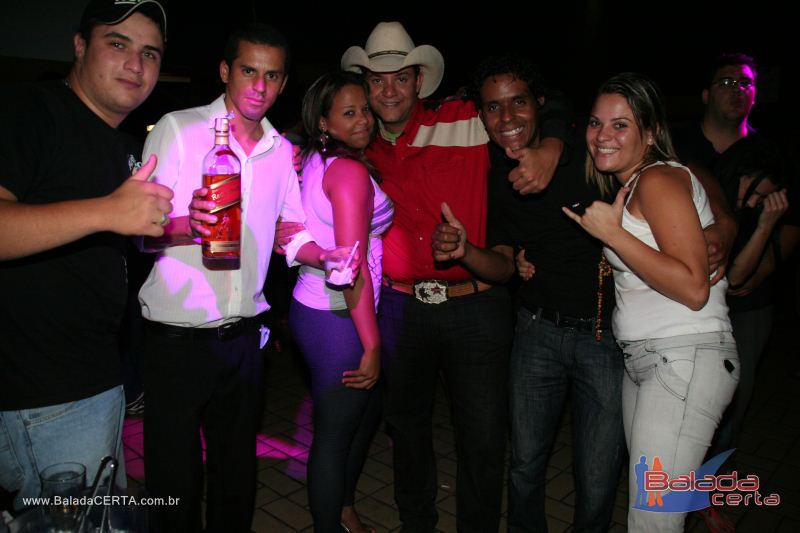 Balada: Fotos de ter�a no Ca�apa Bar em Taguatinga - DF