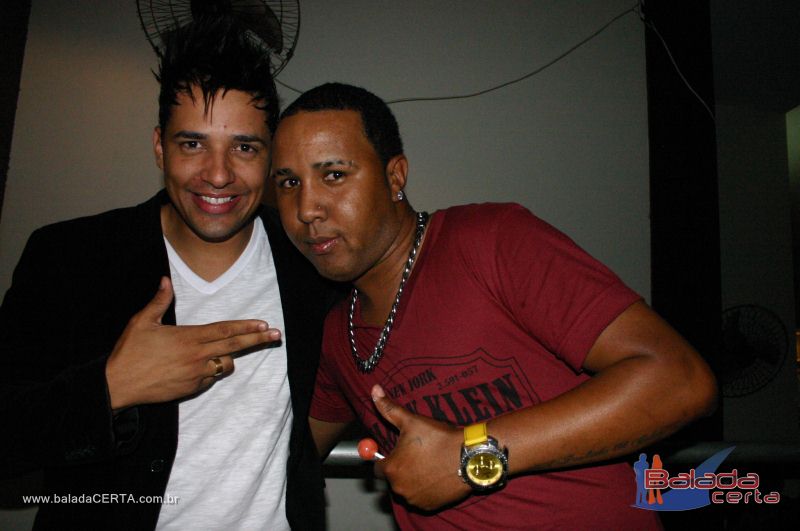 Balada: Fotos de domingo no Ca�apa em Valpara�zo - GO