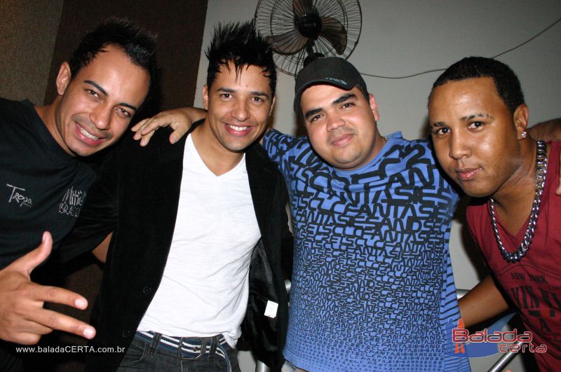 Balada: Fotos de domingo no Ca�apa em Valpara�zo - GO