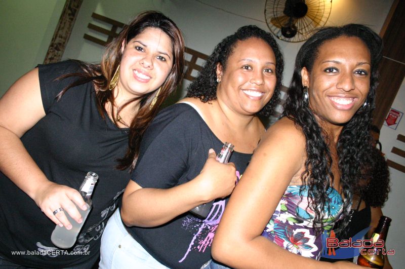 Balada: Fotos de domingo no Ca�apa em Valpara�zo - GO