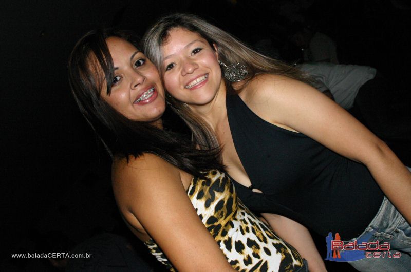 Balada: Fotos de domingo no Ca�apa em Valpara�zo - GO