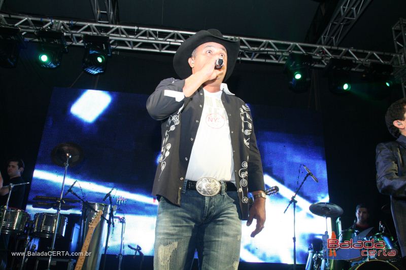 Balada: Show de Rio Negro & Solim�es na Via Stadium em Taguatinga - DF