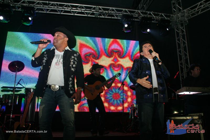 Balada: Show de Rio Negro & Solim�es na Via Stadium em Taguatinga - DF