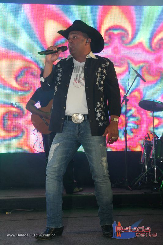 Balada: Show de Rio Negro & Solim�es na Via Stadium em Taguatinga - DF