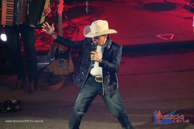 Balada: Show de Rio Negro & Solim�es na Via Stadium em Taguatinga - DF