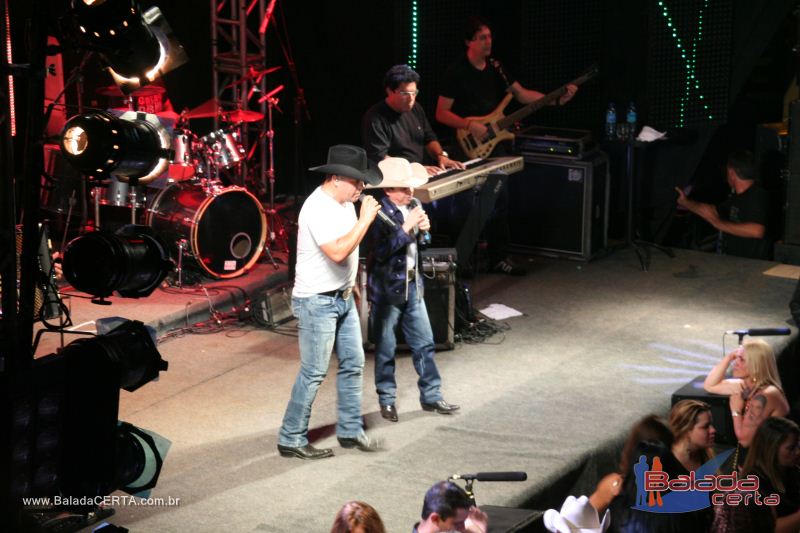 Balada: Show de Rio Negro & Solim�es na Via Stadium em Taguatinga - DF