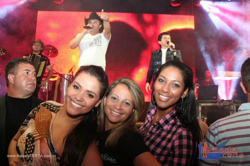Balada: Show de Rio Negro & Solim�es na Via Stadium em Taguatinga - DF