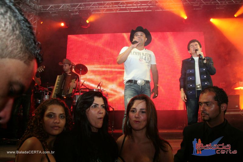 Balada: Show de Rio Negro & Solim�es na Via Stadium em Taguatinga - DF