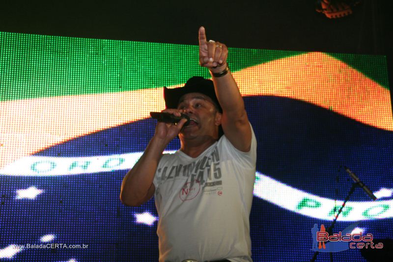 Balada: Show de Rio Negro & Solim�es na Via Stadium em Taguatinga - DF