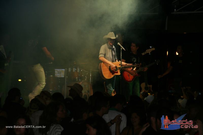 Balada: Show de Pedro Paulo & Matheus na Via Stadium em Taguatinga - DF
