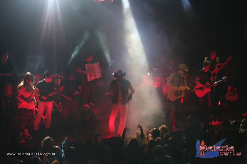 Balada: Show de Pedro Paulo & Matheus na Via Stadium em Taguatinga - DF