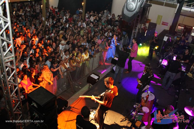 Balada: Show de Leo Magalh�es na Via Stadium em Taguatinga - DF
