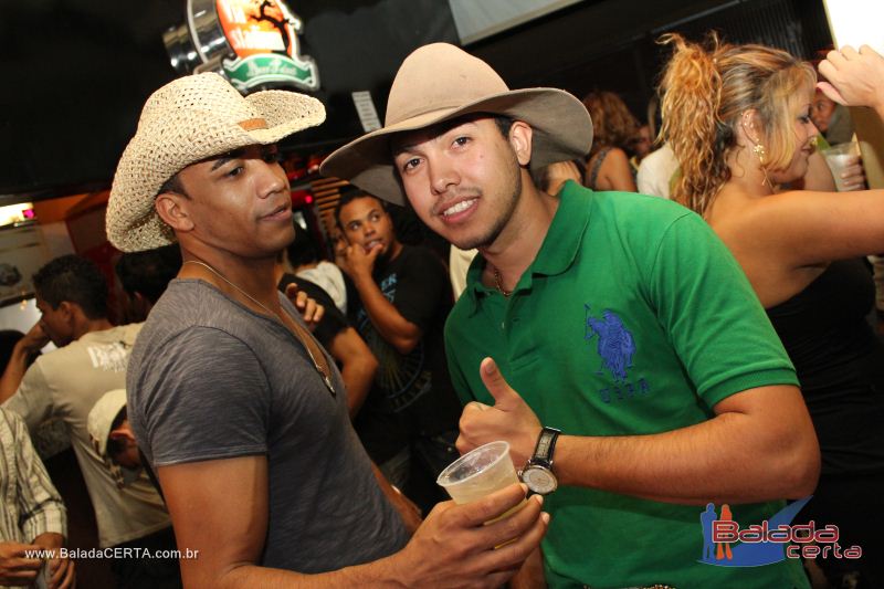 Balada: Show de Leo Magalh�es na Via Stadium em Taguatinga - DF