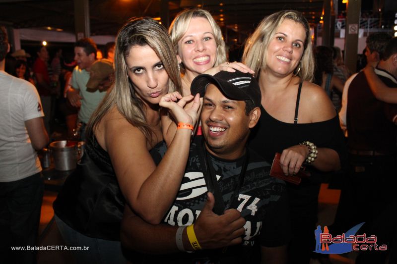 Balada: Show de Leo Magalh�es na Via Stadium em Taguatinga - DF