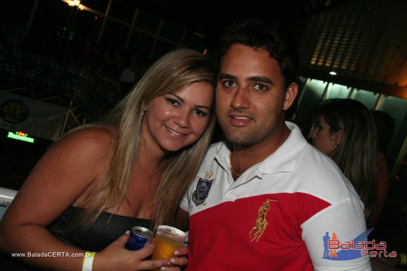 Balada: Show de Z� Henrique & Gabriel na Via Stadium em Taguatinga - DF