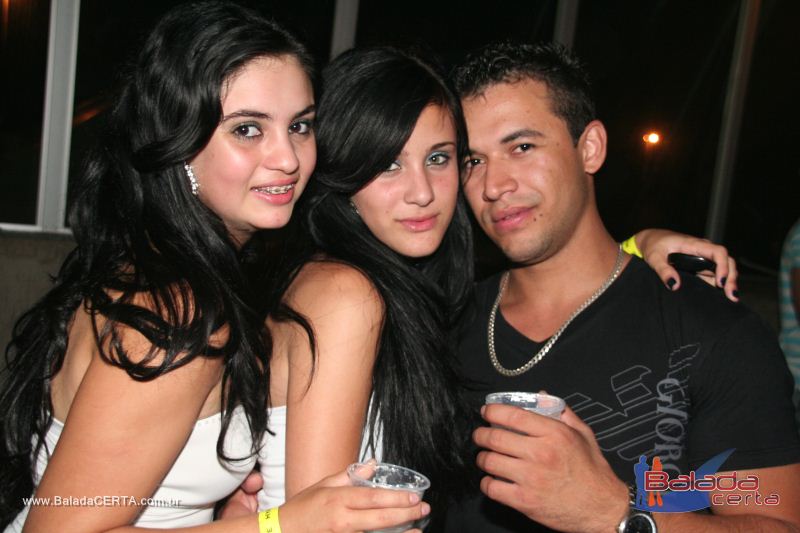 Balada: Show de Z� Henrique & Gabriel na Via Stadium em Taguatinga - DF