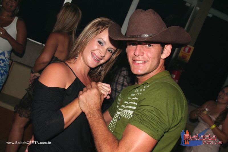 Balada: Show de Z� Henrique & Gabriel na Via Stadium em Taguatinga - DF