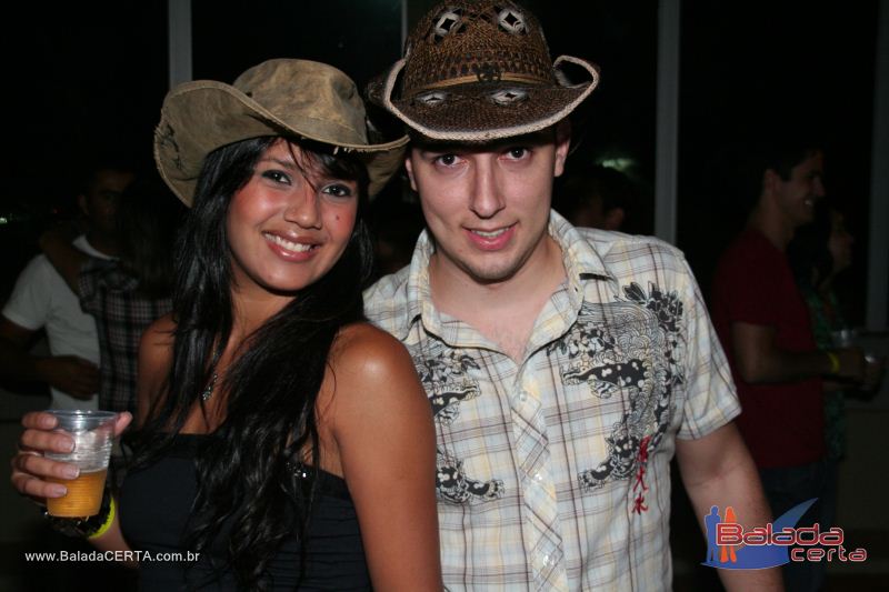 Balada: Show de Z� Henrique & Gabriel na Via Stadium em Taguatinga - DF