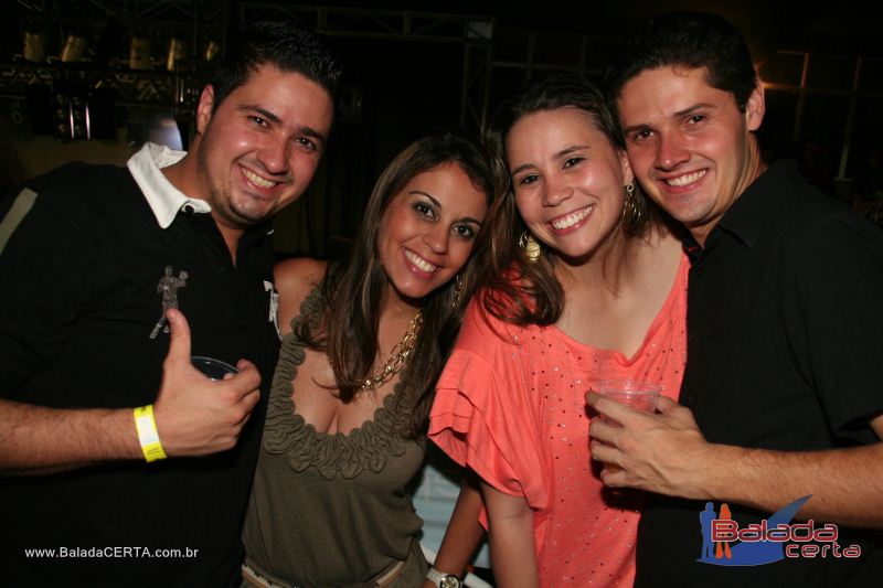 Balada: Show de Z� Henrique & Gabriel na Via Stadium em Taguatinga - DF
