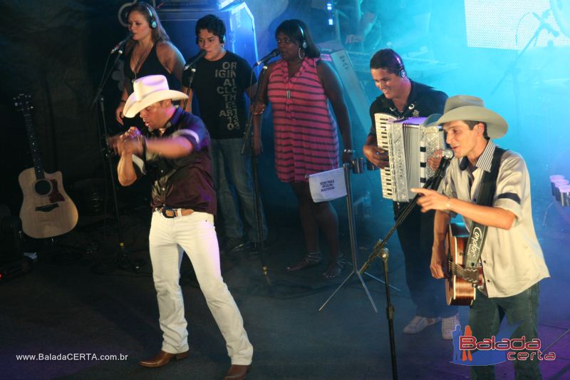 Balada: Show de Z� Henrique & Gabriel na Via Stadium em Taguatinga - DF