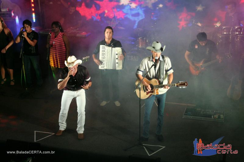 Balada: Show de Z� Henrique & Gabriel na Via Stadium em Taguatinga - DF