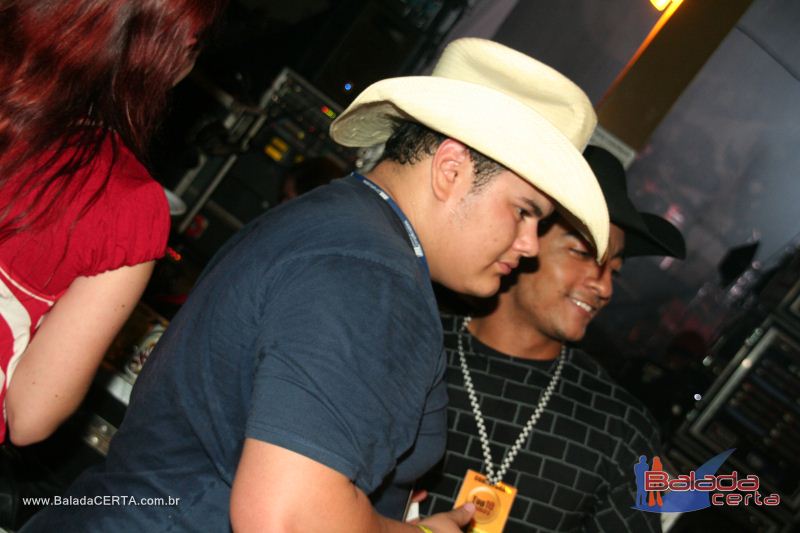 Balada: Show de Z� Henrique & Gabriel na Via Stadium em Taguatinga - DF