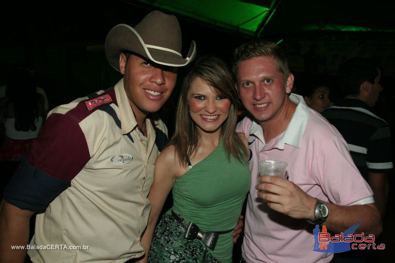 Balada: Show de Z� Henrique & Gabriel na Via Stadium em Taguatinga - DF