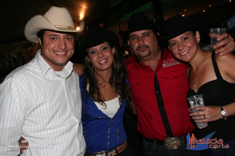 Balada: Show de Z� Henrique & Gabriel na Via Stadium em Taguatinga - DF