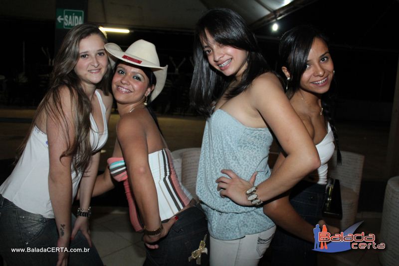 Balada: Fotos de quinta na Via Stadium em Taguatinga - DF