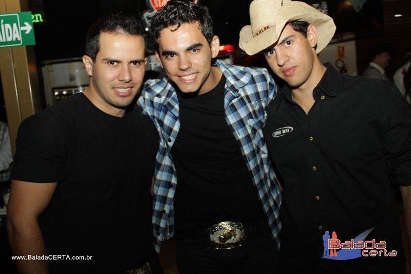 Balada: Show de Em�lio & Eduardo na Via Stadium em Taguatinga - DF