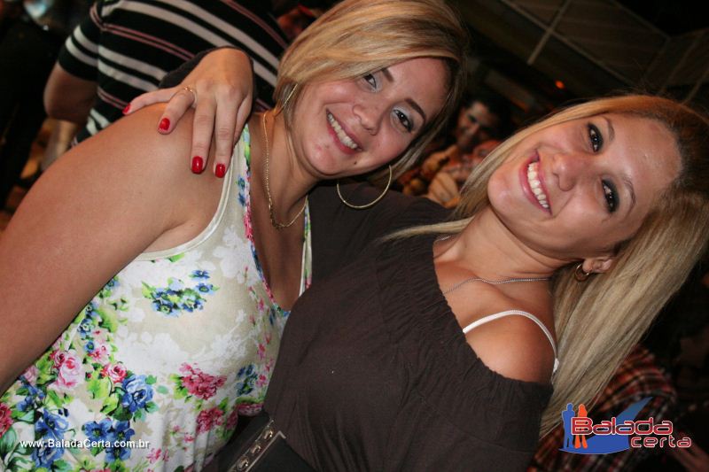 Balada: Fotos de quinta na Via Stadium em Taguatinga - DF