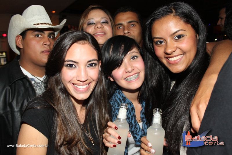 Balada: Fotos de Sabado na Via Stadium em Taguatinga - DF