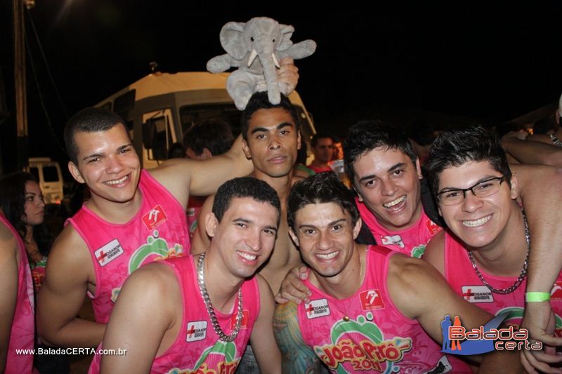 Balada: Fotos de Jo�o Pir� - MG