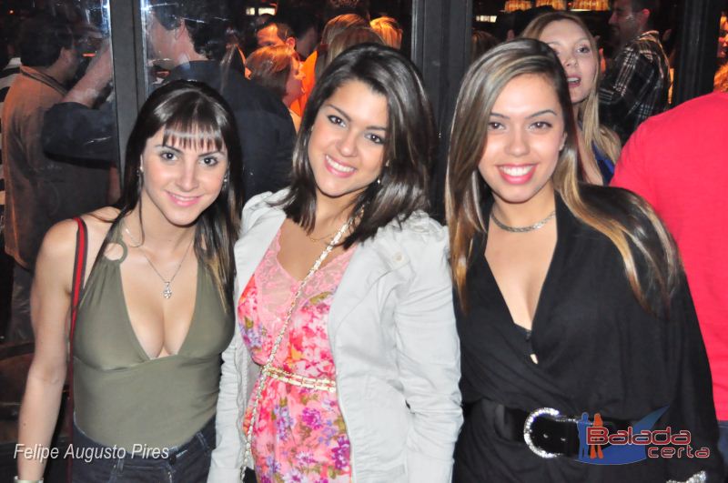 Balada: Fotos do Sertanejo Universitrio Top no Bar Fidelis em So Paulo/SP