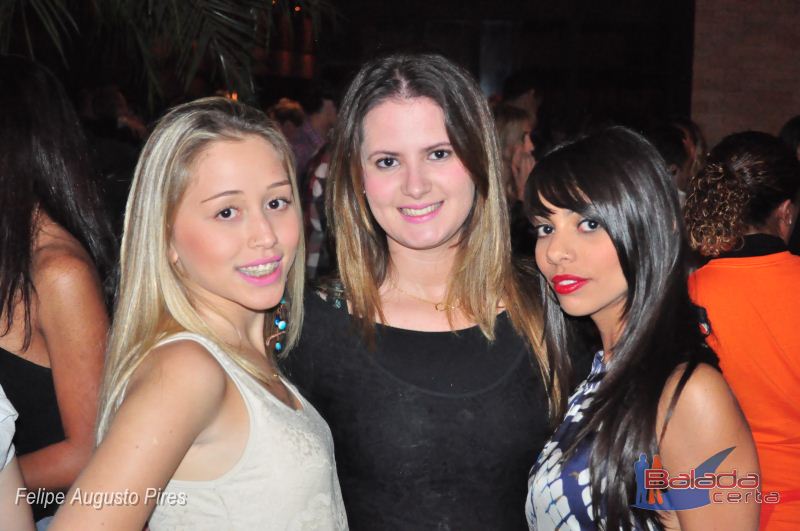 Balada: Fotos do Sertanejo Universitrio Top no Bar Fidelis em So Paulo/SP