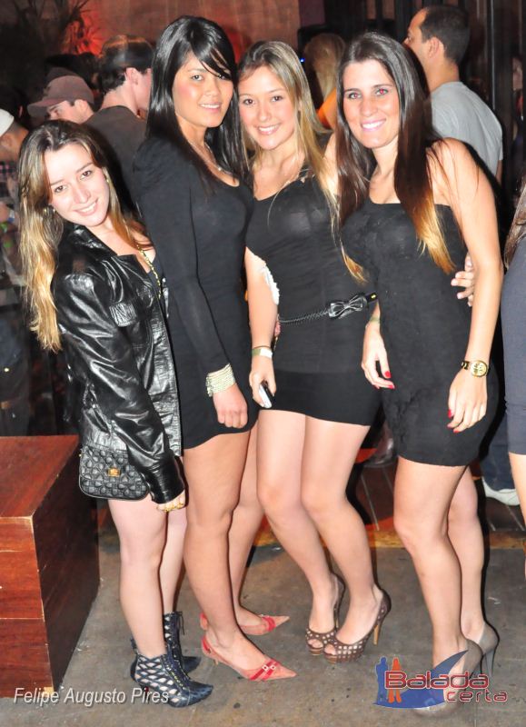 Balada: Fotos do Sertanejo Universitrio Top no Bar Fidelis em So Paulo/SP
