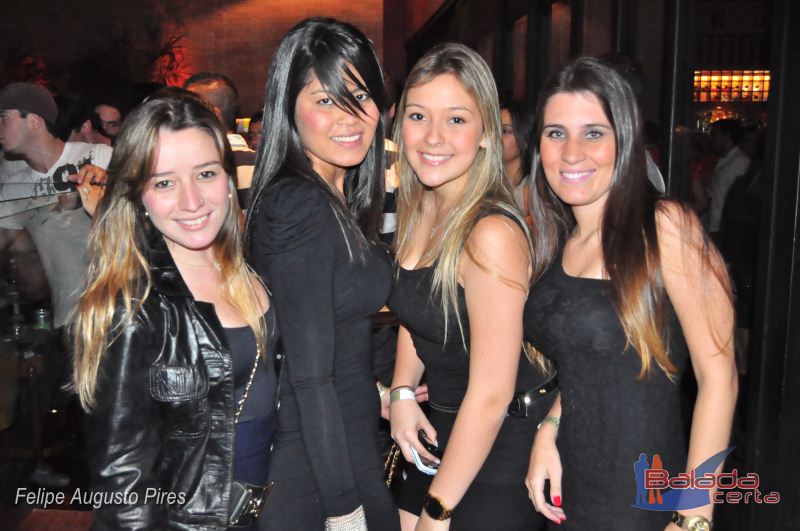 Balada: Fotos do Sertanejo Universitrio Top no Bar Fidelis em So Paulo/SP