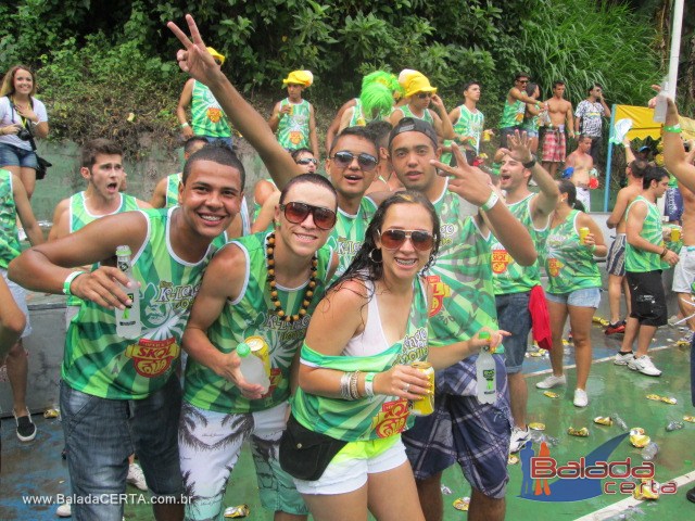 Balada: Bloco K-Lango Doido com Show da Gaiola das Popozudas, Bateria da G.R.E.S Portela e da Priscilla Freire com participao do ex-BBB Rodrigo   no Carnaval 2013 em Ouro Preto / MG