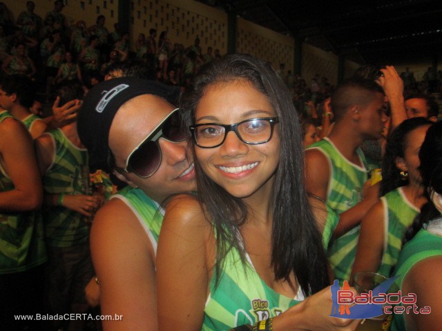 Balada: Bloco K-Lango Doido com Show da Gaiola das Popozudas, Bateria da G.R.E.S Portela e da Priscilla Freire com participao do ex-BBB Rodrigo   no Carnaval 2013 em Ouro Preto / MG