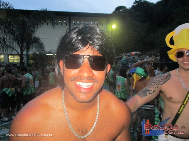 Balada: Bloco K-Lango Doido com Show da Gaiola das Popozudas, Bateria da G.R.E.S Portela e da Priscilla Freire com participao do ex-BBB Rodrigo   no Carnaval 2013 em Ouro Preto / MG