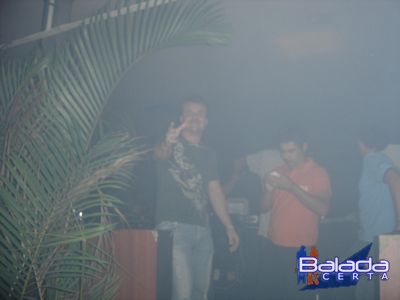 Balada: Fotos de Quinta-feira na Punto Disco Lounge