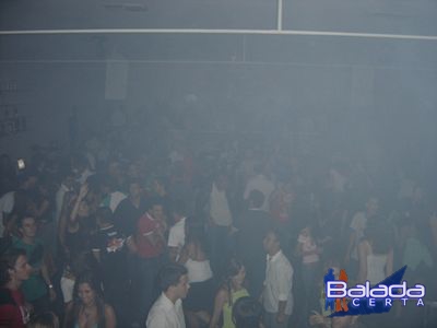 Balada: Fotos de Quinta-feira na Punto Disco Lounge