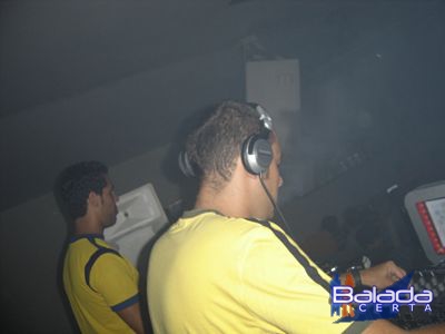 Balada: Fotos de Quinta-feira na Punto Disco Lounge