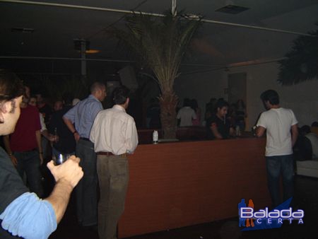 Balada: Fotos de Sexta-feira feriado, na Punto Disco Lounge