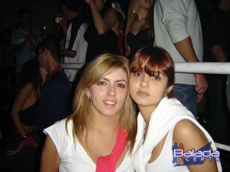 Balada: Fotos de Sexta-feira feriado, na Punto Disco Lounge