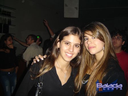 Balada: Fotos de Sexta-feira feriado, na Punto Disco Lounge