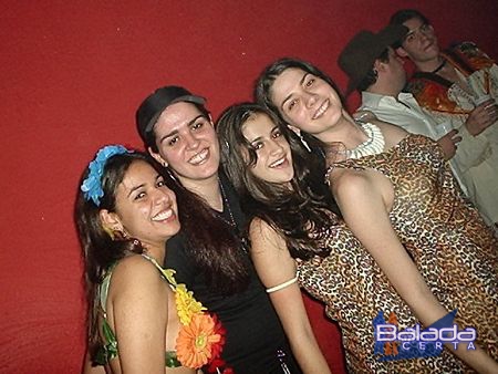 Balada: Fotos da festa a fantasia na Seasons Bar & Disco