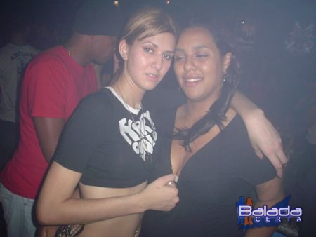 Balada: Fotos de tera-feira com show da Dalimas na Secrett