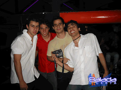 Balada: Fotos no Show Bar