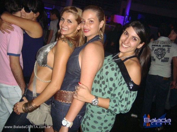 Balada: Fotos de sbado na Pacha em So Paulo/SP